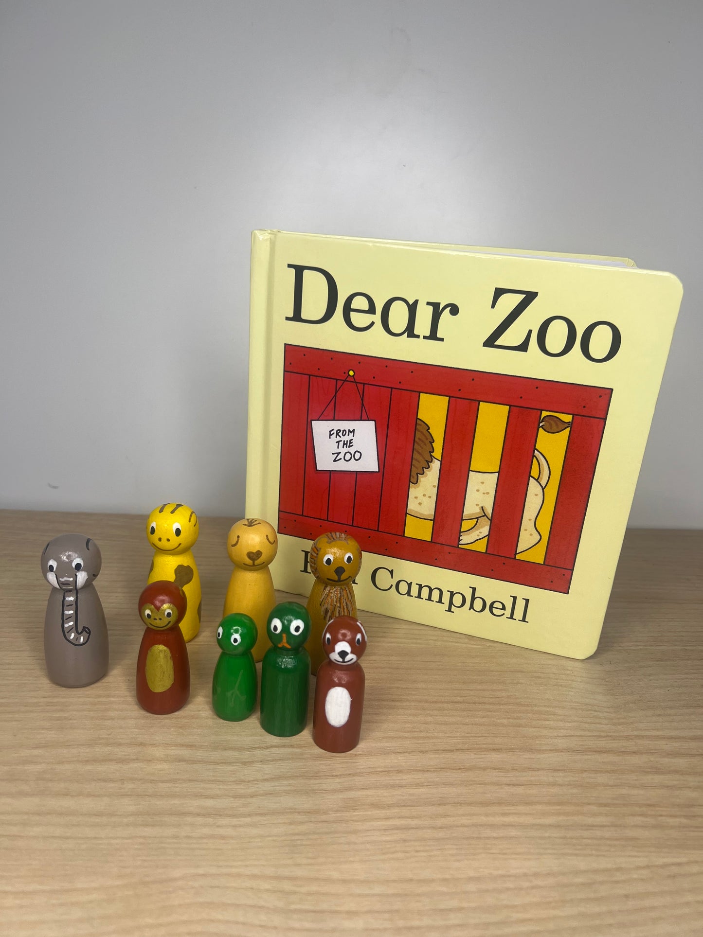 Dear Zoo Story Bag with Pegs