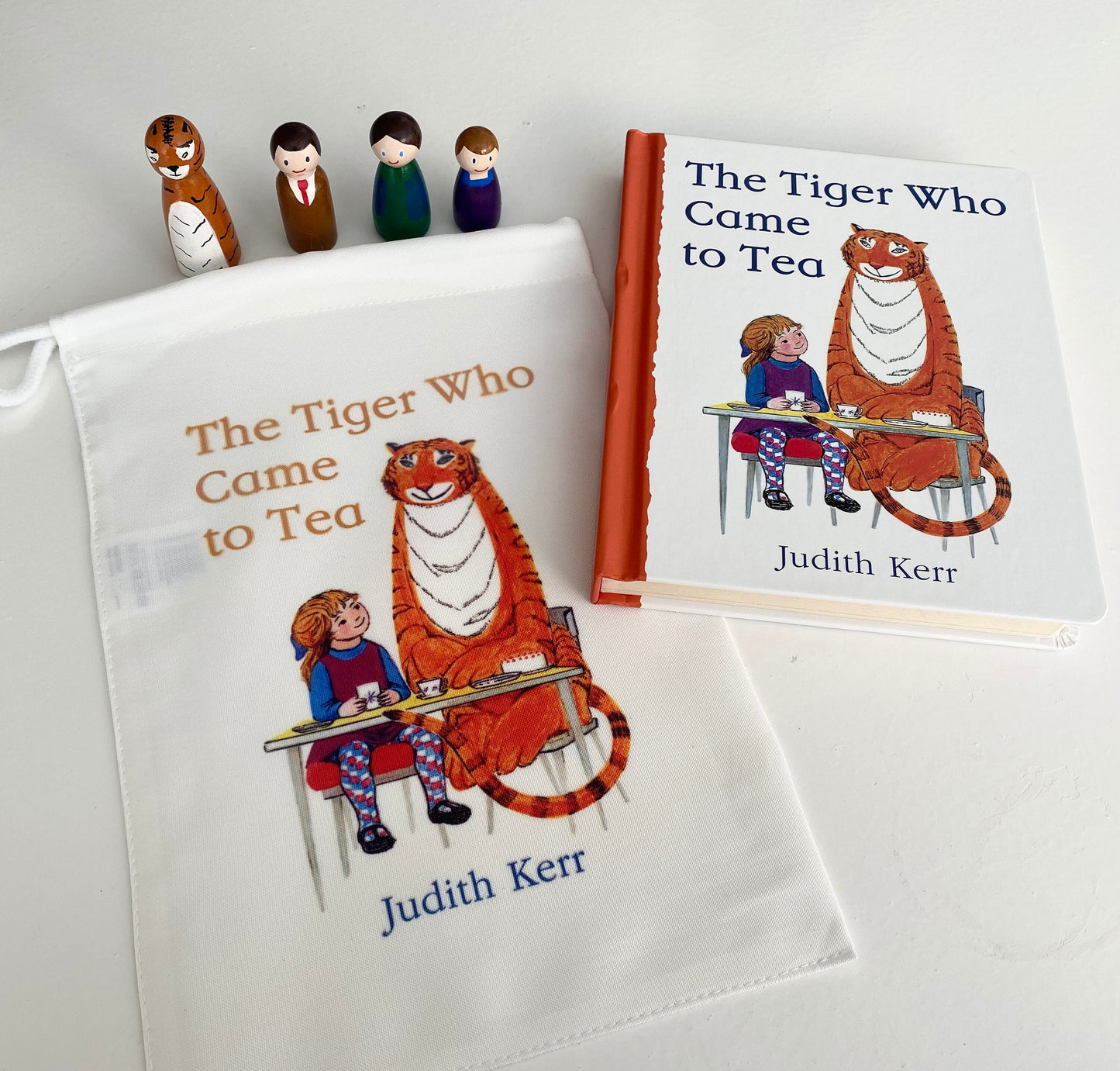 The Tiger Who Came to Tea Story Bag with Pegs