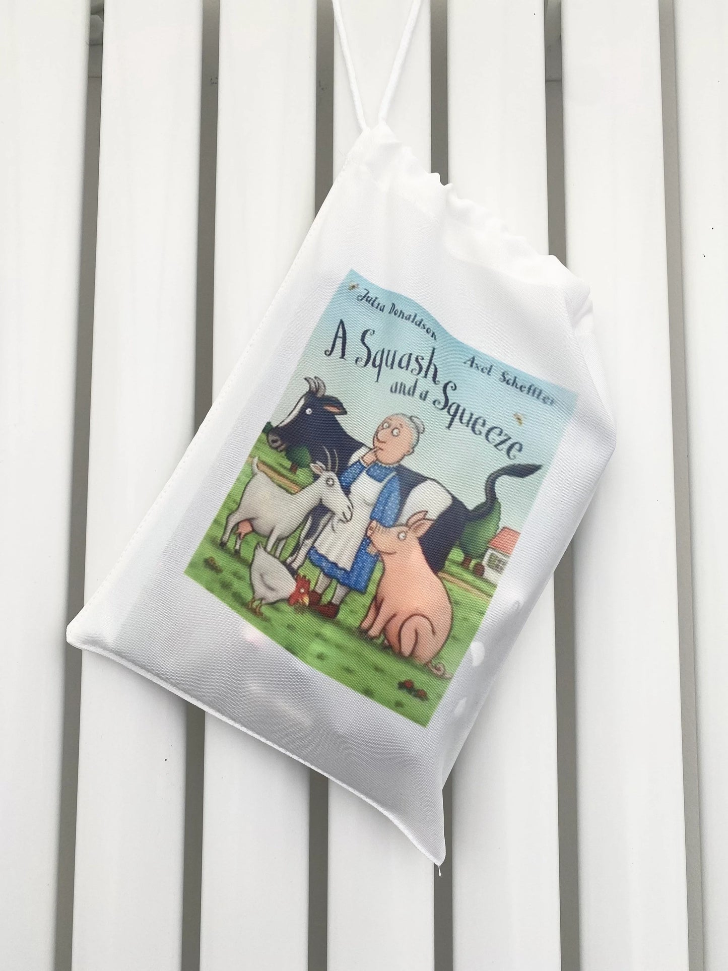 A Squash & A Squeeze Story Bag with Pegs