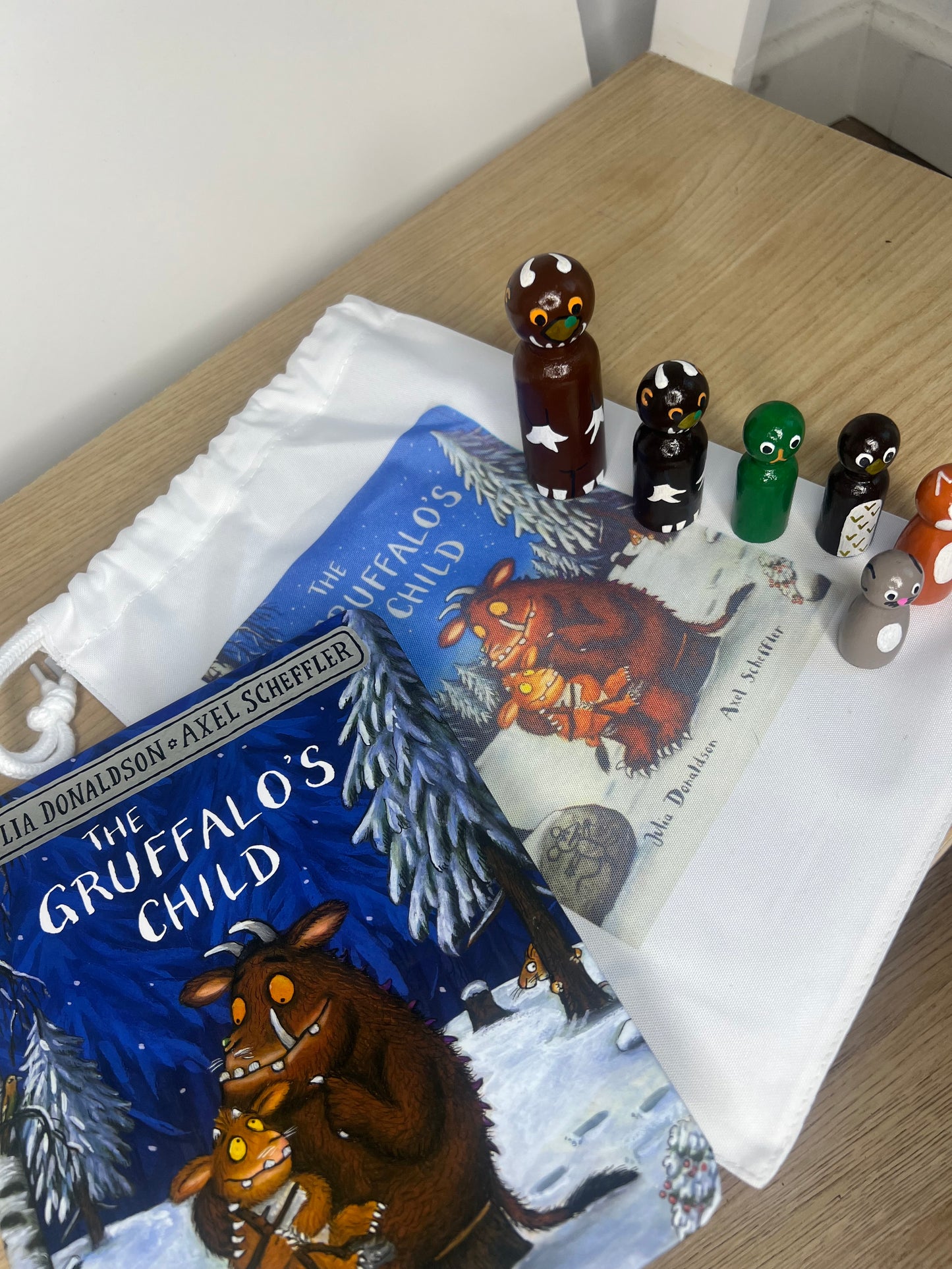 The Gruffalos Child Story Bag with Pegs